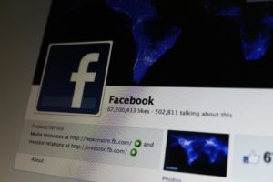Estrategias para detectar fake news y contrastar fuentes