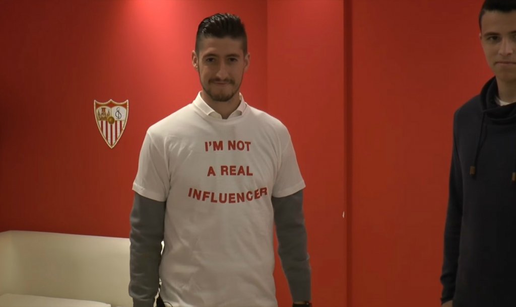 Sergio Escudero camiseta realinfluencers