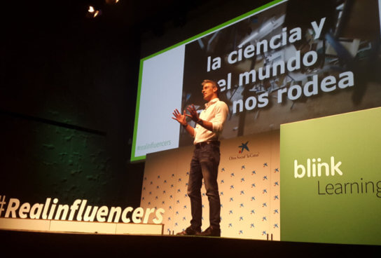 #Realinfluencers México: un movimiento que busca reivindicar el papel de los docentes